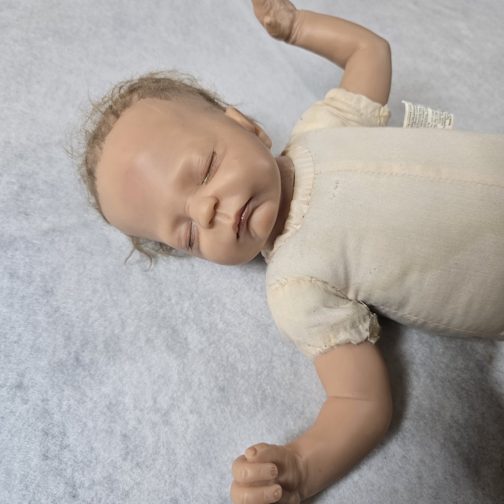 Ashton Drake Doll Violet Parker Realistic Lifelike Reborn